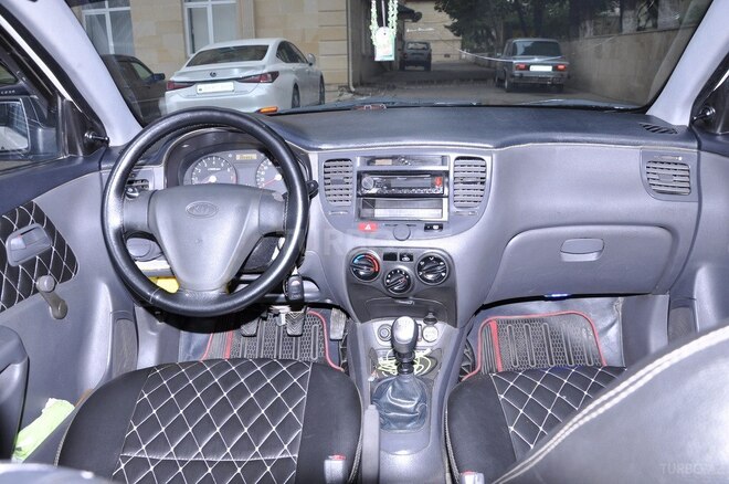 Kia Rio 2008, 395,000 km - 1.4 л - Şamaxı