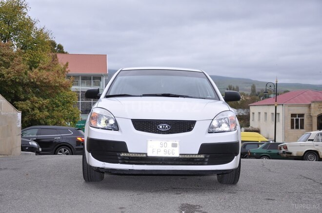 Kia Rio 2008, 395,000 km - 1.4 л - Şamaxı