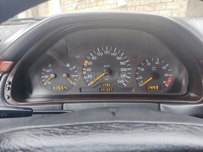 Mercedes E 230 1996, 232,000 km - 2.3 l - Bakı