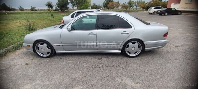 Mercedes E 240 2000, 297,000 km - 2.4 л - Bakı