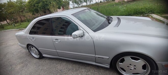 Mercedes E 240 2000, 297,000 km - 2.4 л - Bakı