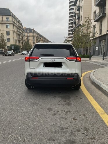 Toyota RAV4 2022, 4,937 km - 2.0 l - Bakı