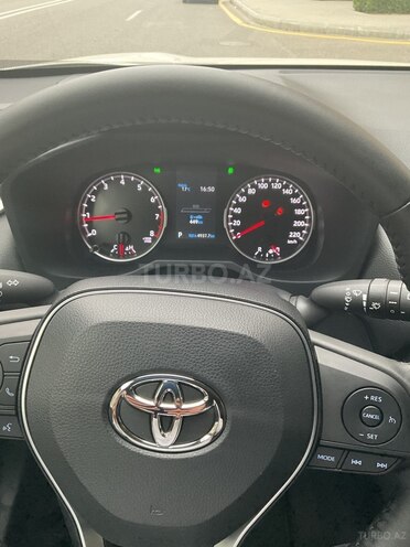 Toyota RAV4 2022, 4,937 km - 2.0 l - Bakı