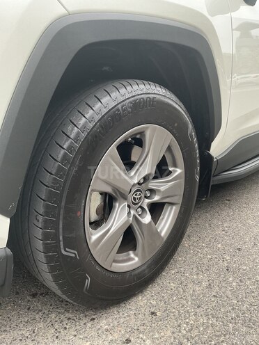 Toyota RAV4 2022, 4,937 km - 2.0 l - Bakı