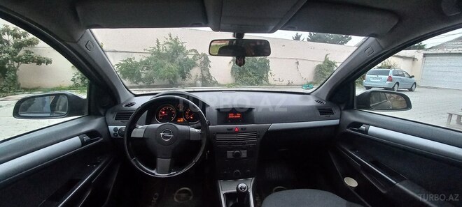 Opel Astra 2006, 236,000 km - 1.4 l - Bakı
