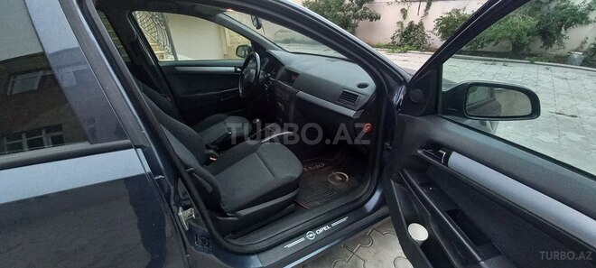 Opel Astra 2006, 236,000 km - 1.4 l - Bakı