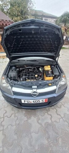 Opel Astra 2006, 236,000 km - 1.4 l - Bakı