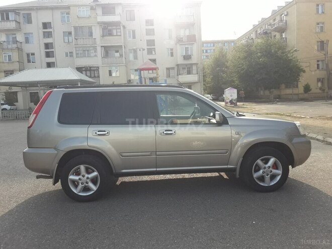 Nissan X-Trail 2004, 279,000 km - 2.0 l - Bakı