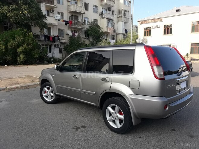 Nissan X-Trail 2004, 279,000 km - 2.0 l - Bakı