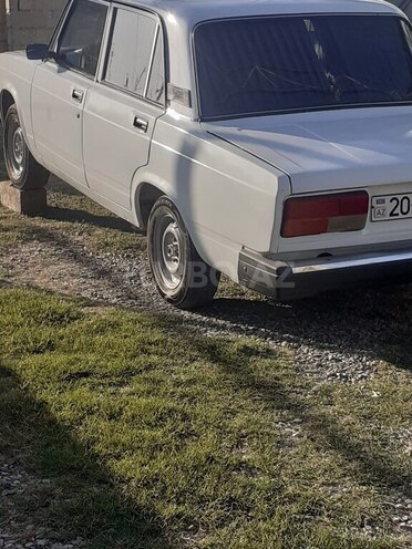 LADA (VAZ) 2107 1990, 174,000 km - 1.6 l - Salyan