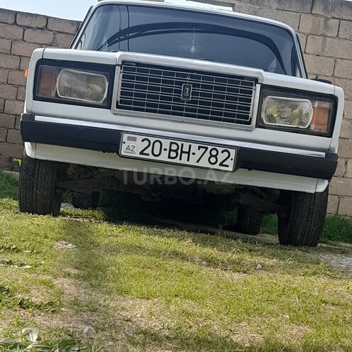 LADA (VAZ) 2107 1990, 174,000 km - 1.6 l - Salyan