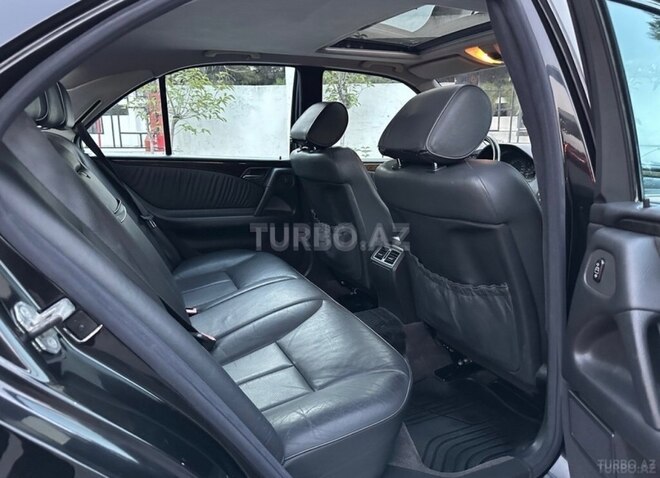 Mercedes E 240 1999, 372,000 km - 2.4 l - Sumqayıt