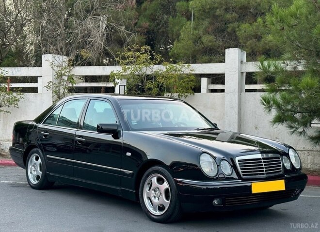 Mercedes E 240 1999, 372,000 km - 2.4 l - Sumqayıt
