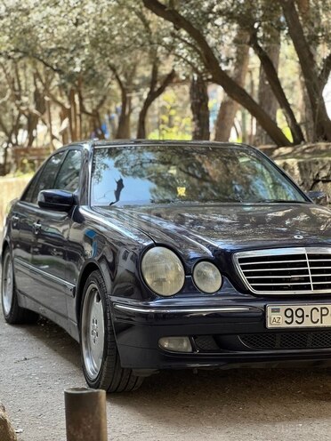 Mercedes E 240 1998, 289,643 km - 2.4 л - Bakı