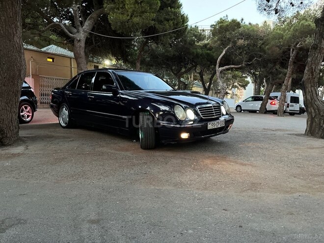 Mercedes E 240 1998, 289,643 km - 2.4 л - Bakı