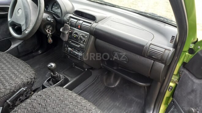 Opel Corsa 1999, 262,203 km - 1.0 l - Bakı