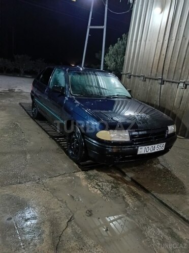 Opel Astra 1994, 250,000 km - 2.0 l - Xaçmaz