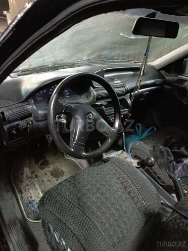 Opel Astra 1994, 250,000 km - 2.0 l - Xaçmaz