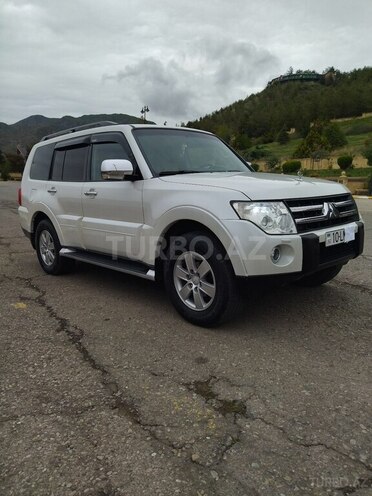 Mitsubishi Pajero 2007, 199,000 km - 3.0 л - Bakı