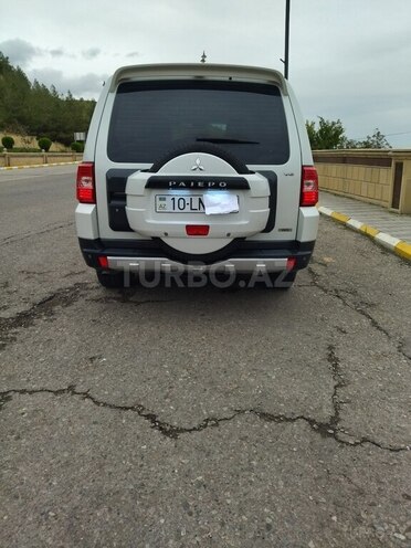 Mitsubishi Pajero 2007, 199,000 km - 3.0 л - Bakı
