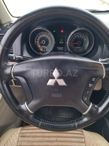 Mitsubishi Pajero 2007, 199,000 km - 3.0 л - Bakı