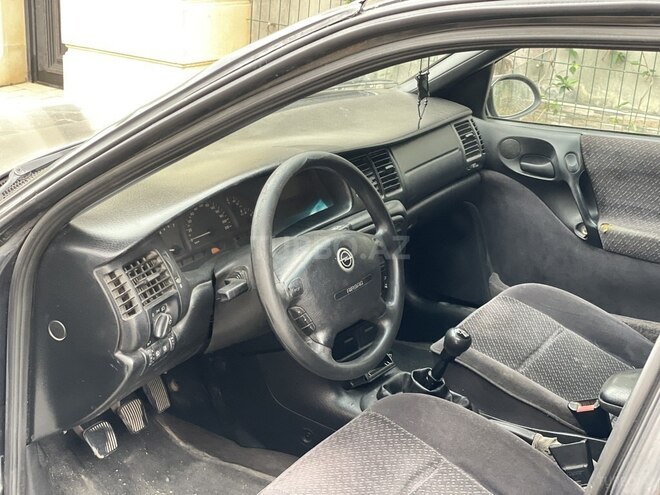 Opel Vectra 1998, 245,888 km - 2.0 l - Bakı