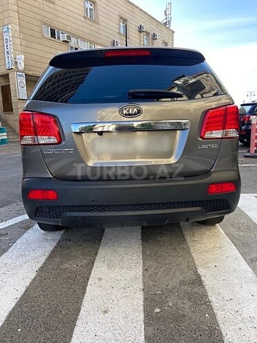 Kia Sorento 2011, 262,000 km - 2.0 l - Bakı