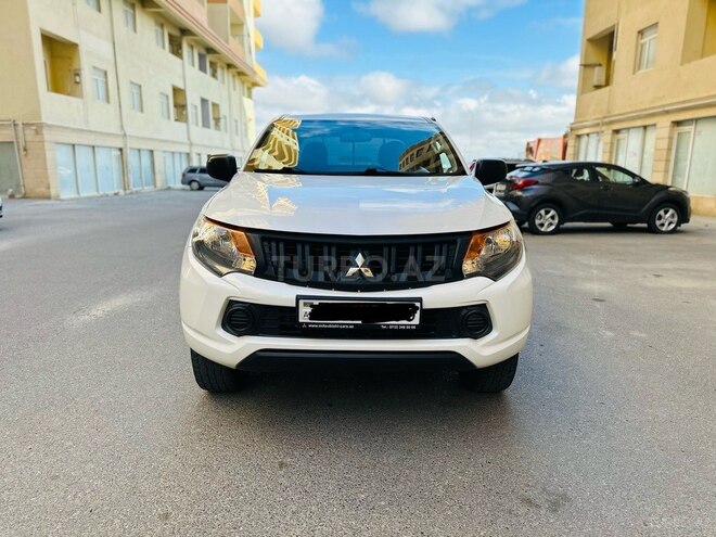 Mitsubishi L200 2016, 168,525 km - 2.4 л - Bakı