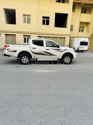 Mitsubishi L200 2016, 168,525 km - 2.4 л - Bakı