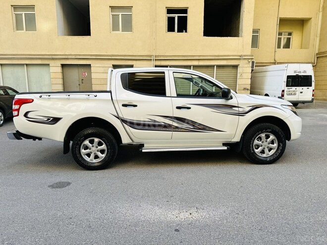 Mitsubishi L200 2016, 168,525 km - 2.4 л - Bakı