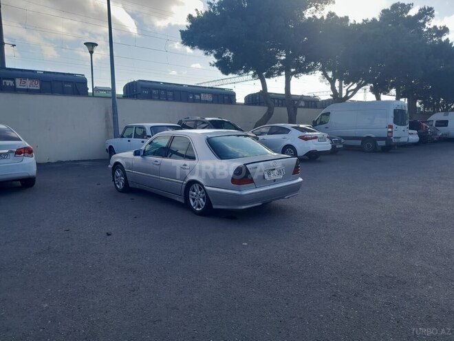 Mercedes C 220 1995, 175,800 km - 2.2 l - Bakı