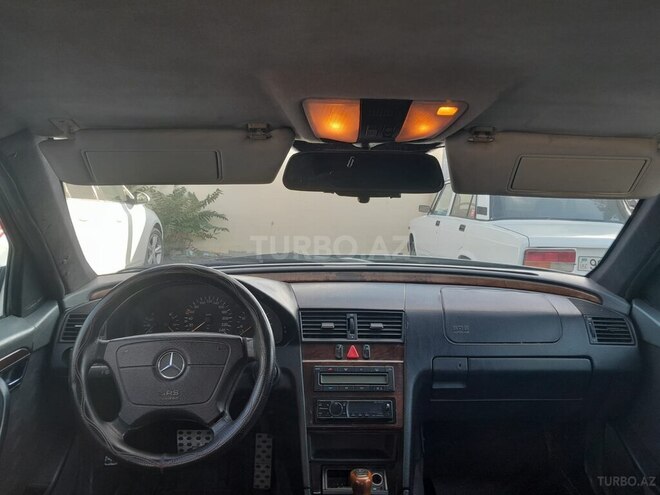 Mercedes C 220 1995, 175,800 km - 2.2 l - Bakı
