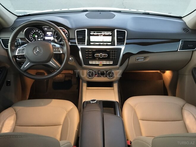 Mercedes  2015, 175,000 km - 2.1 l - Gəncə