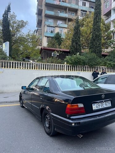 BMW 318 1997, 250,000 km - 1.8 l - Bakı