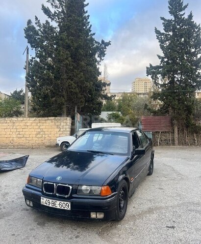 BMW 318 1997, 250,000 km - 1.8 l - Bakı