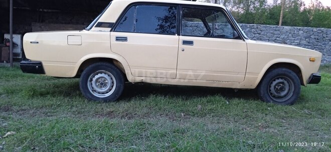 LADA (VAZ) 2107 1978, 250,563 km - 1.5 l - Qax