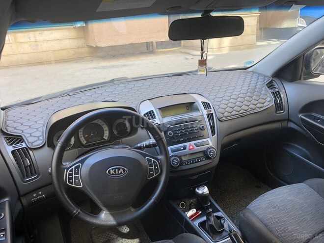 Kia Ceed 2007, 270,000 km - 1.6 л - Bakı