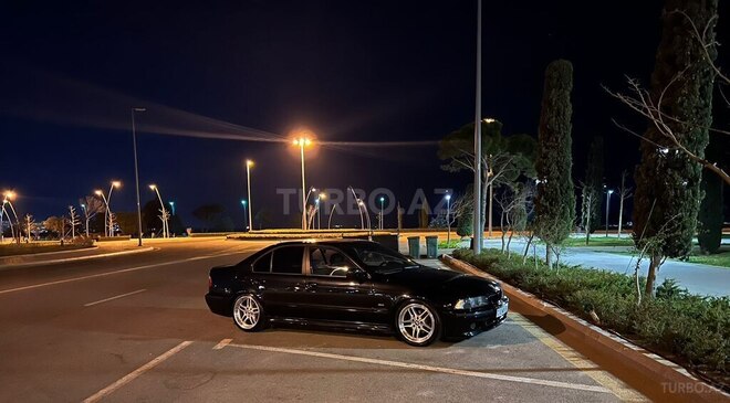 BMW 525 2002, 267,200 km - 2.5 l - Bakı