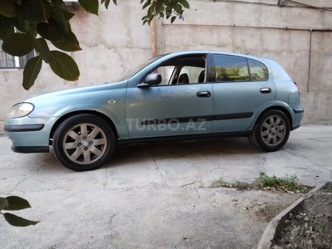 Nissan Almera 2001, 300,000 km - 2.2 l - Bakı