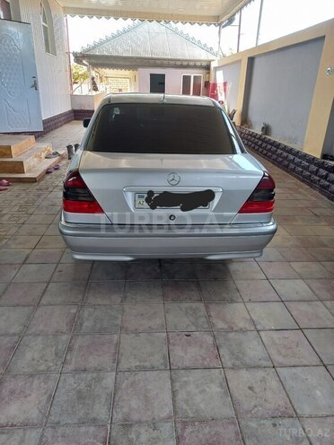 Mercedes C 240 1997, 250,000 km - 2.4 l - Salyan
