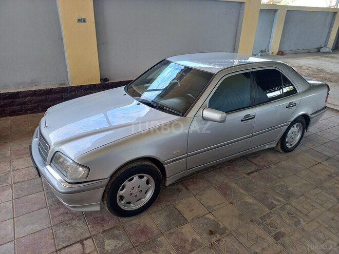 Mercedes C 240 1997, 250,000 km - 2.4 l - Salyan