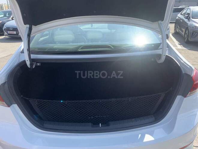 Hyundai Elantra 2017, 156,000 km - 2.0 l - Bakı