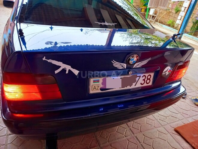 BMW 318 1993, 266,660 km - 1.8 л - Xırdalan