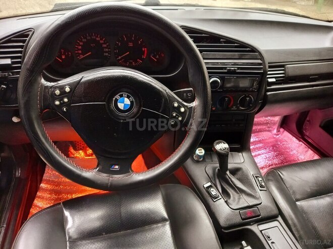BMW 318 1993, 266,660 km - 1.8 л - Xırdalan