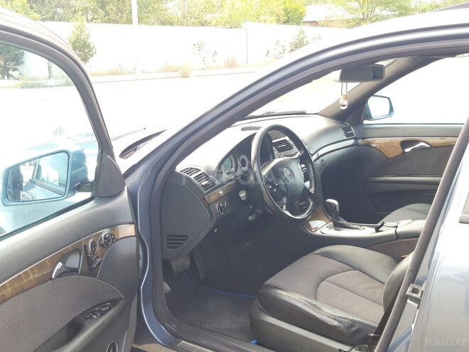 Mercedes E 320 2002, 269,000 km - 3.2 l - Gəncə