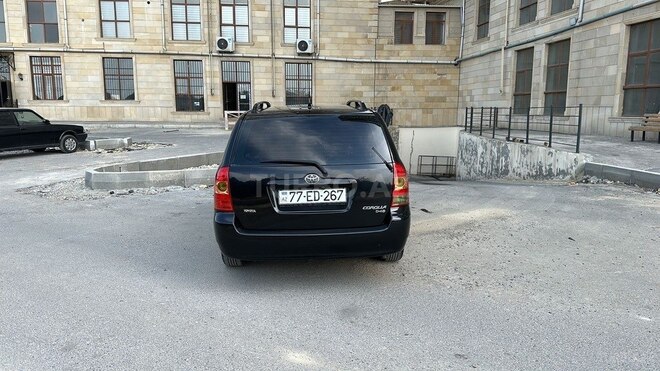 Toyota Corolla 2006, 221,000 km - 1.4 л - Bakı