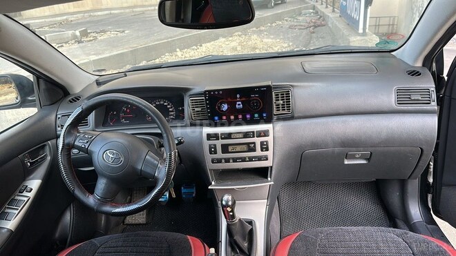Toyota Corolla 2006, 221,000 km - 1.4 л - Bakı