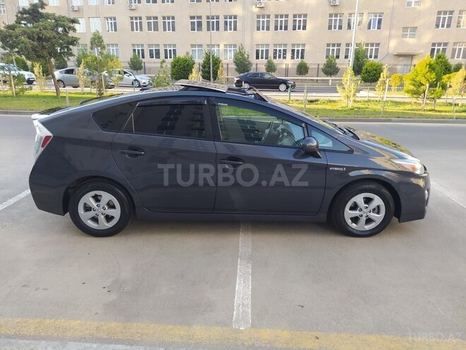 Toyota Prius 2011, 321,869 km - 1.8 л - Bakı