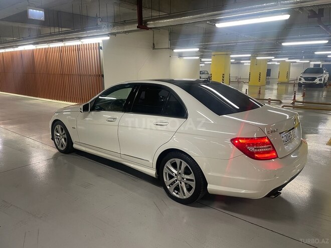 Mercedes C 200 2012, 233,000 km - 1.8 l - Gəncə