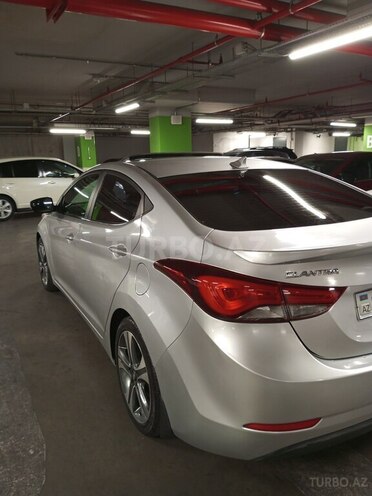 Hyundai Elantra 2015, 127,000 km - 2.0 l - Bakı
